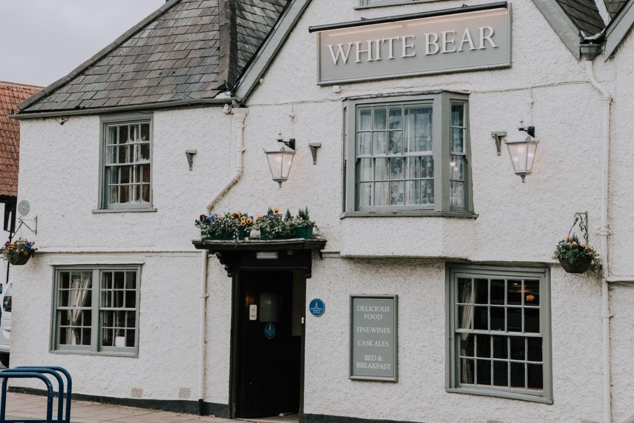 The White Bear Panzió Devizes Kültér fotó